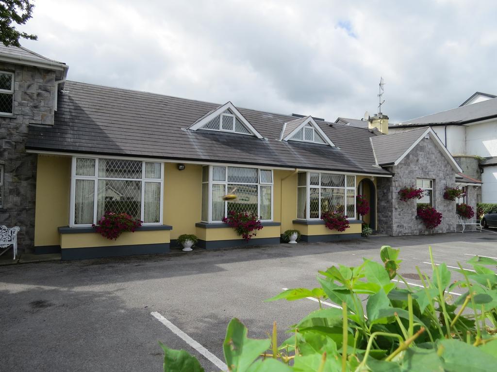 Grey Gables B&B Ennis Esterno foto